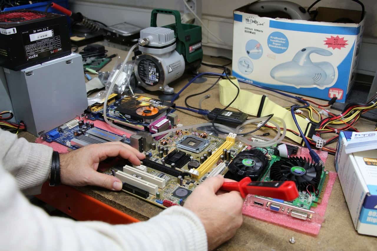 When To Take Your Computer To A Professional
