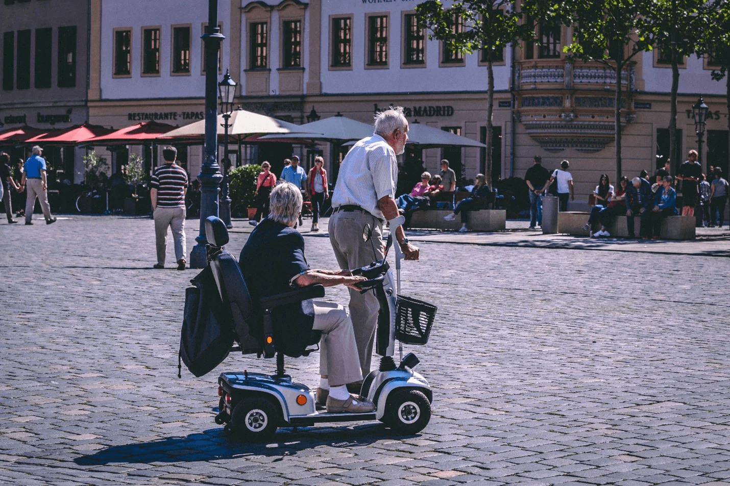 The Benefits of Travel Mobility Scooters: Comfort and Convenience on the Go